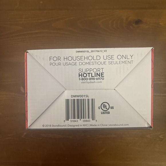 Brand New Dash Mini Waffle Maker: Non-Stick, 4 inch Cooking Surface, Silver‎ - Picture 6 of 6